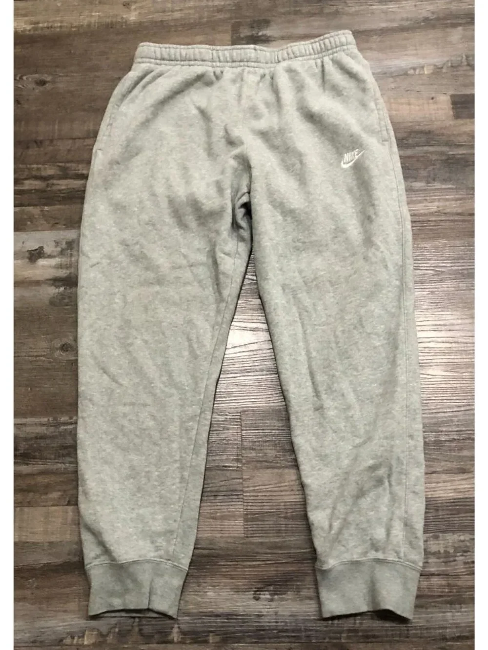 Nike Club Fleece Joggers Mens Large Gray Sweatpants White Embroidered Swoosh